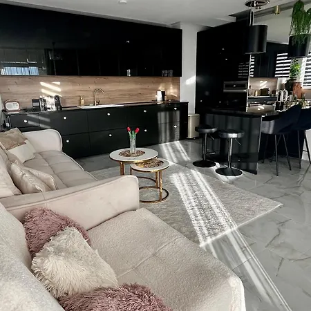 Violet Apartment *
